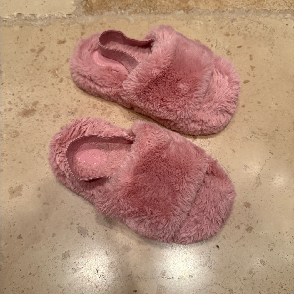 Cat & Jack Pink Fuzzy Kids Slippers